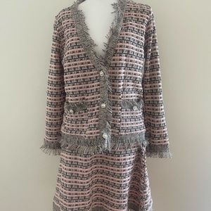 Knitted pearl buttons skirt cardigan set